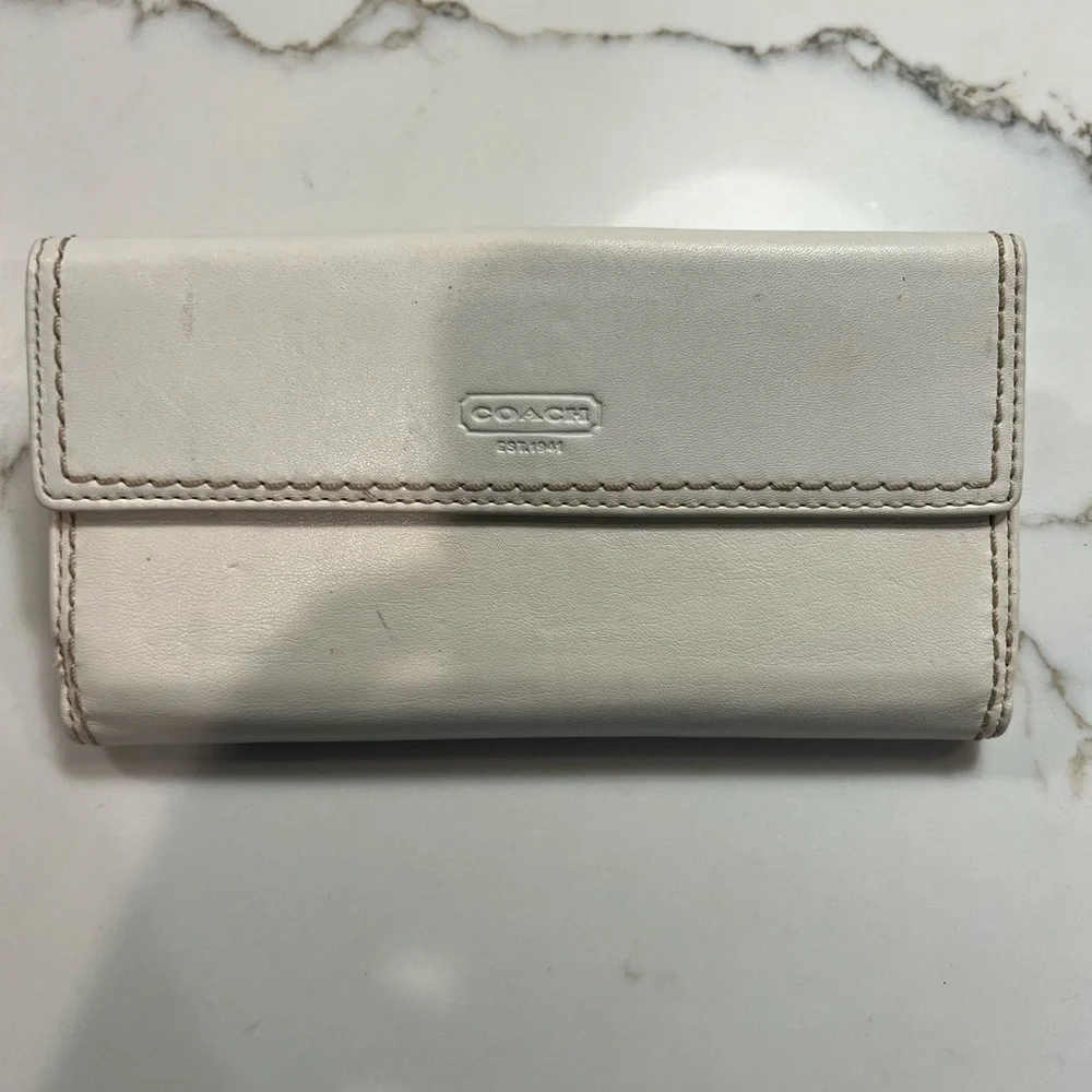 Coach White Leather Continental Wallet